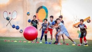 隐蔽骗术：揭秘“牌局中的‘药引子’策略”——先让新手连赢三天的逻辑。（隐蔽陷阱：拆解牌局“药引子”策略——为什么要先让新手连赢三天）